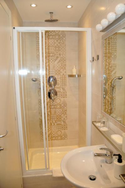 Migdal Luxury Suites Roma Porta Portese Ngoại thất bức ảnh